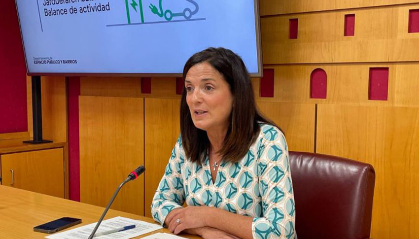 La teniente de alcaldesa y concejala de Espacio P�blico y Barrios de Vitoria-Gasteiz, Beatriz Artolazabal