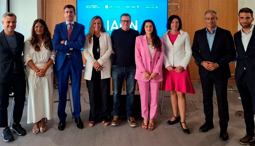 Nacho Torre, director de Estrategia, Transformacin y Dato de Ibercaja Banco; Natalia Maeso...