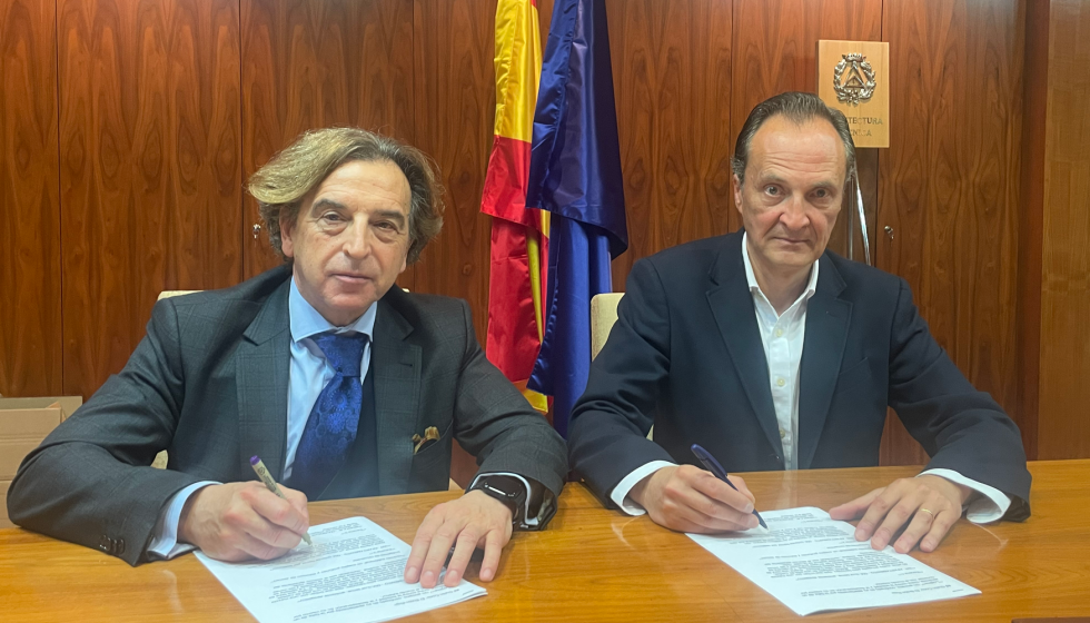 Alfredo Sanz, presidente del CGATE, y Luis Mateo, director general de Andimat, durante la firma del convenio de colaboracin...