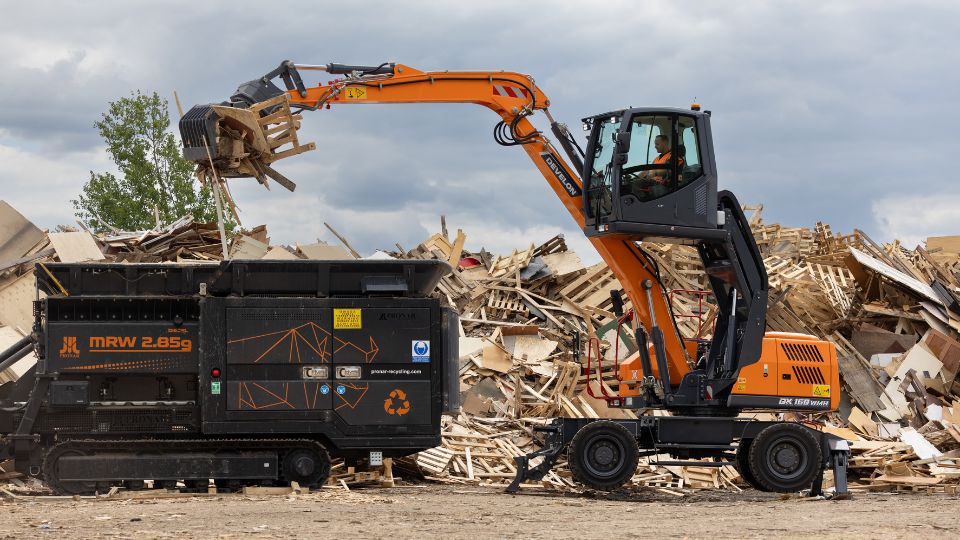 Manipulador de materiais DX160WMH-7