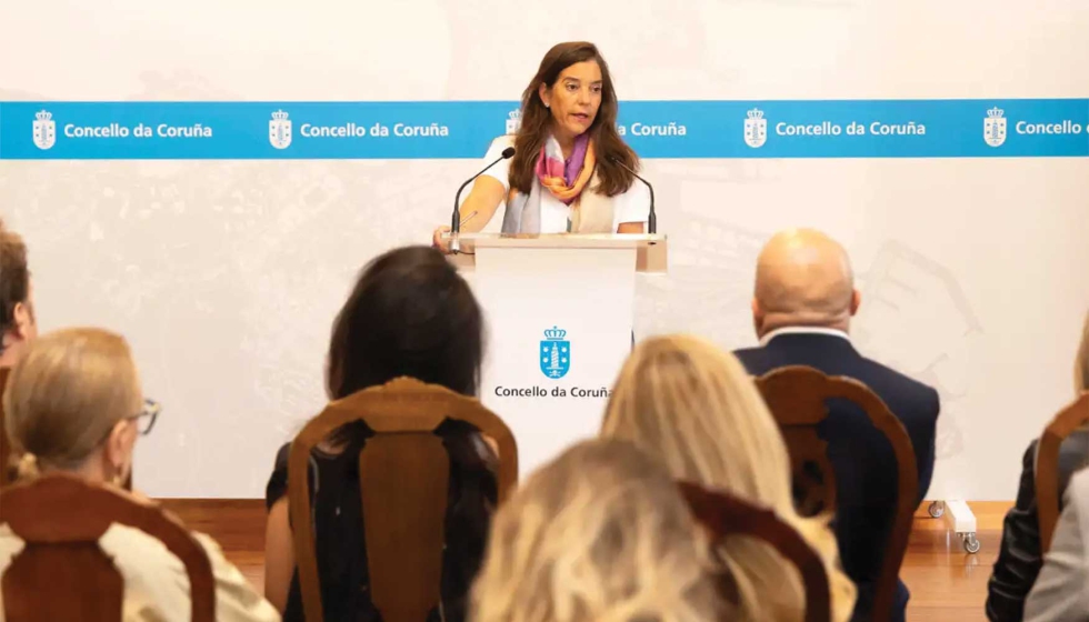 La alcaldesa de A Corua, Ins Rey