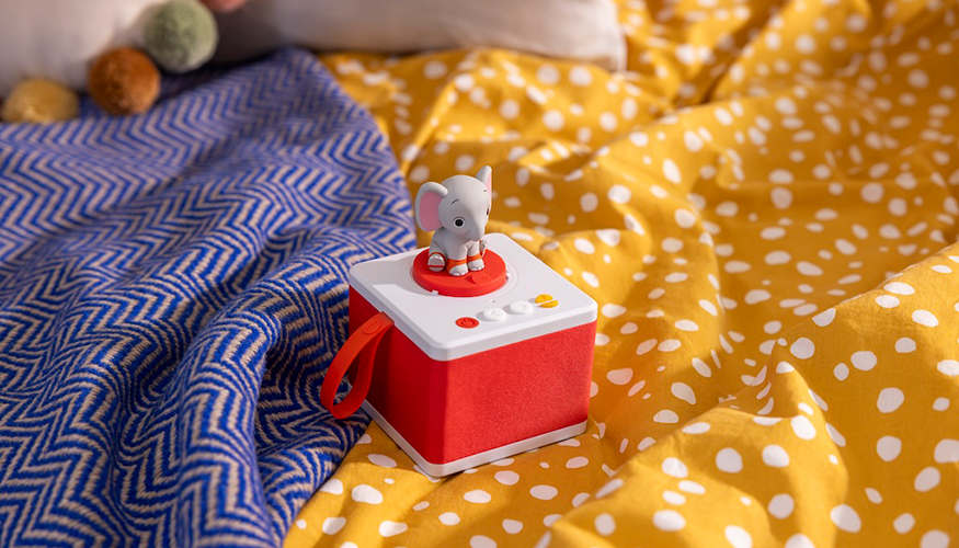 La simplicidad del formato �sin pantallas y solo con audio e interacci�n f�sica con los contenidos sonoros� incentiva el juego simb�lico...