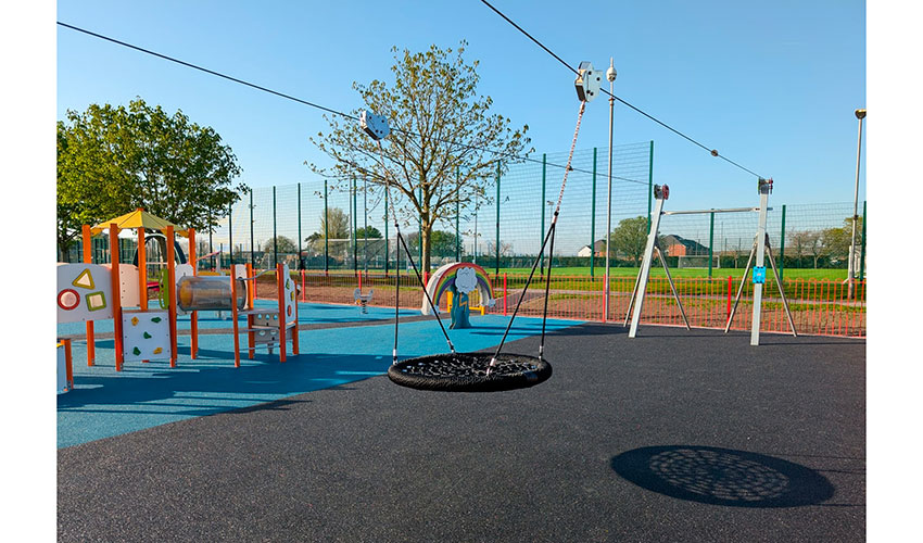 Tirolina metlica de integracin