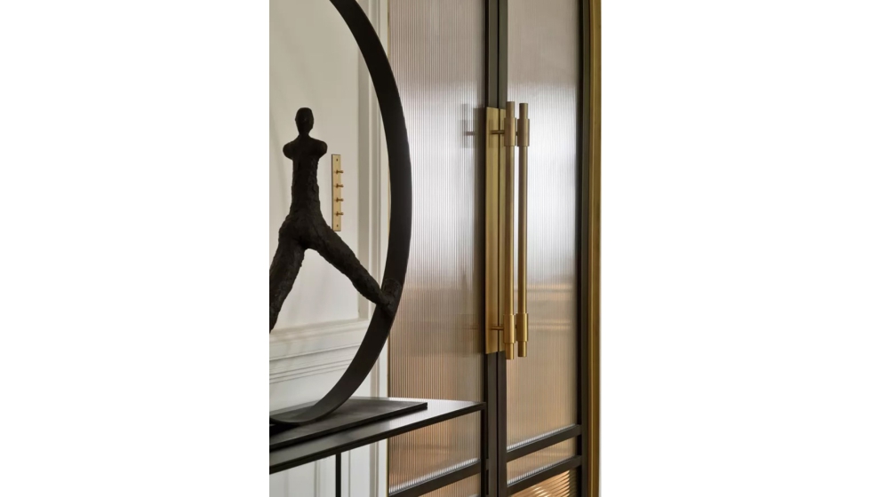 Vidro AGC Flutes utilizado na renovao do apartamento em Lyon