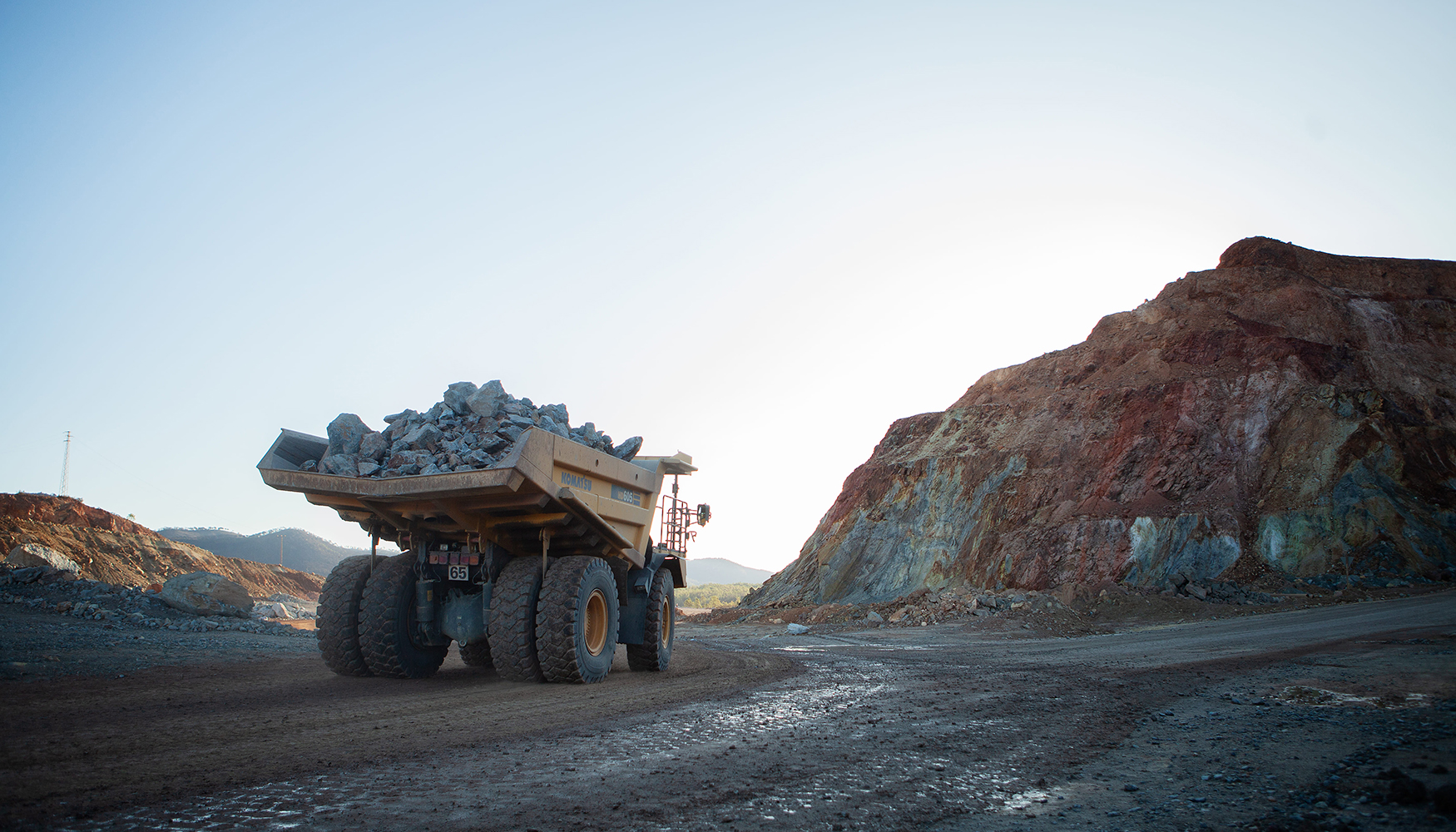 Cami�n en la mina de Riotinto