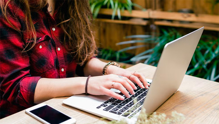 La incorporaci�n de la IA en entornos educativos conlleva el reto de garantizar su uso seguro y respetuoso con la privacidad de los estudiantes...