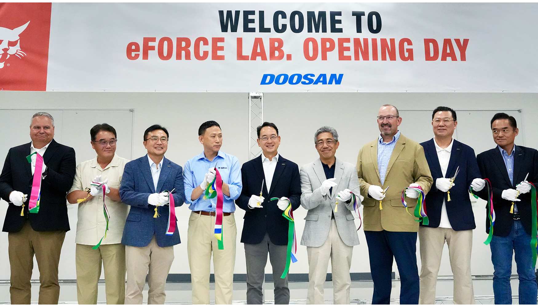 Inauguraci�n de eFORCE LAB