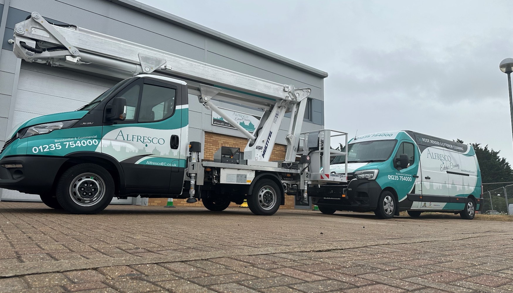 Plataforma MZ250 de Alfresco Exterior Cleaning