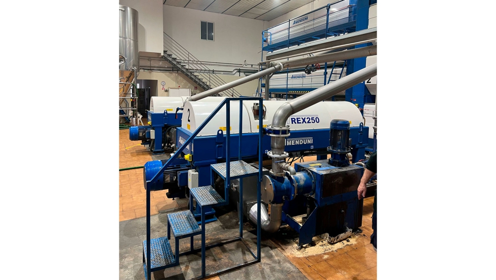 La almazara de la Cooperativa Oleocampo cuenta con varios decnters