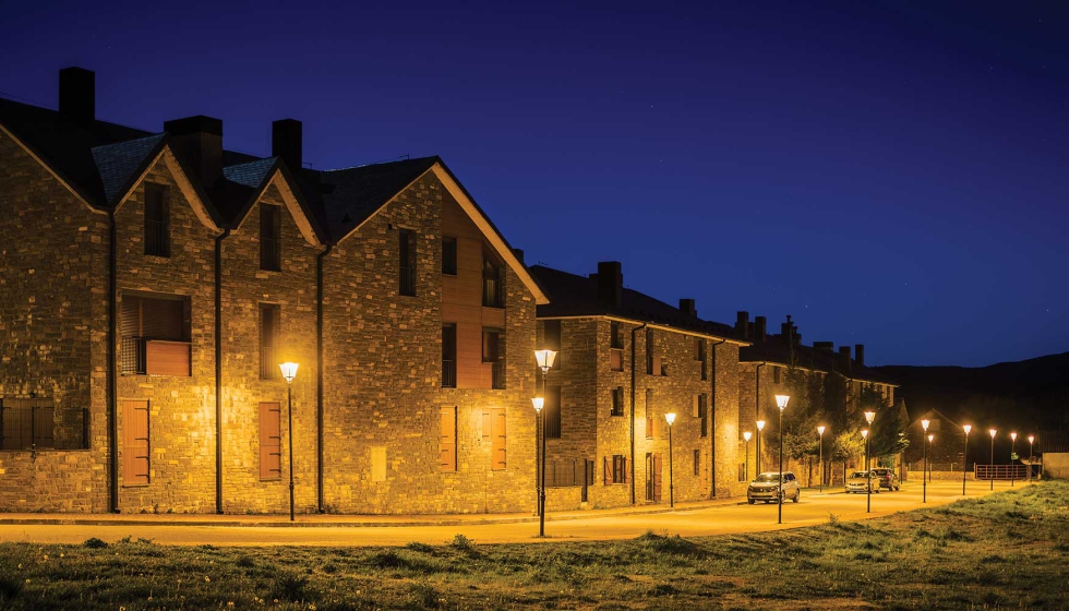 Alumbrado LED 2200 K con Difusor Confort en Villan�a...