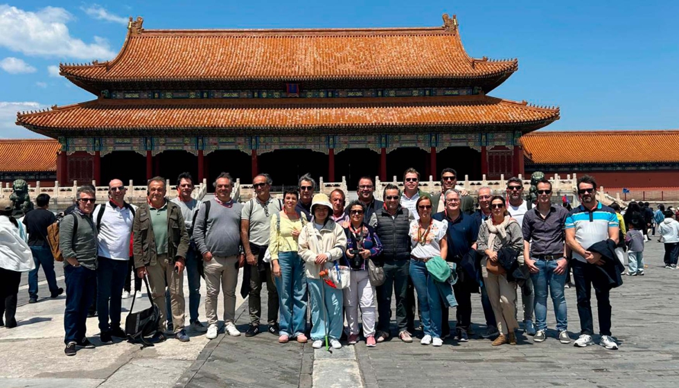 El grupo espa�ol durante su visita a la Ciudad Prohibida de Beij�n