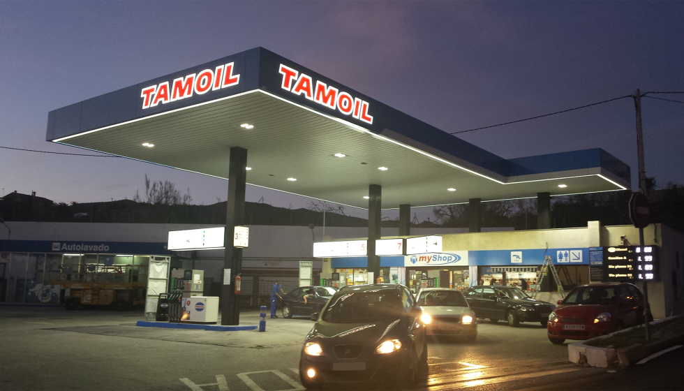 La estaci�n de servicio Tamoil Rinc�n a sumado a la oferta de combustibles servicios complementarios como lavado de veh�culos, lavado de mascotas...