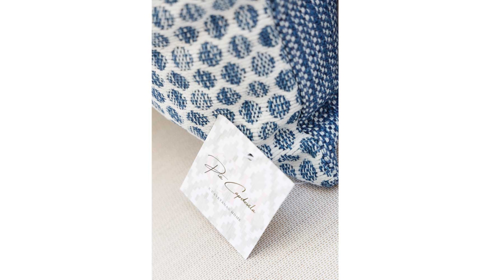 Colecci�n cayetanas home by Pia Capdevila