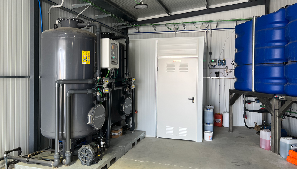 El centro de LAVANTIA en Hu�rcal-Overa cuenta con una recicladora de gran caudal (10 m�/h)...