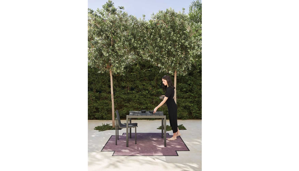 vertisolrugs es la nueva l�nea de alfombras de vinilo tejido para interior y exterior