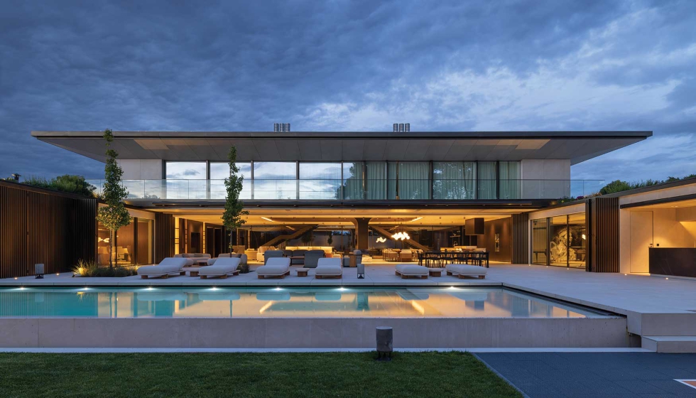 Vivienda unifamiliar FR, diseada por TEZ Arquitectura, con sistemas Technal. Foto: Manuel Rodrguez