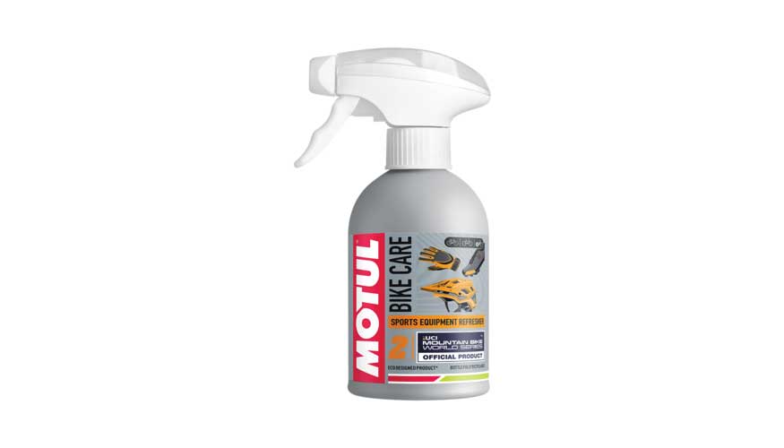 Foto de Motul Sports Equipment Refresher: la solucin para mantener el material fresco y sin malos olores