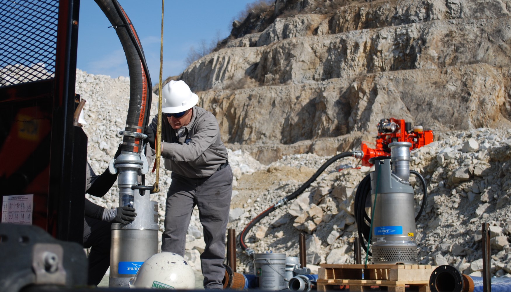 El completo portafolio de Xylem cubre desde necesidades de achique ligero hasta bombeos de gran escala en condiciones crticas...