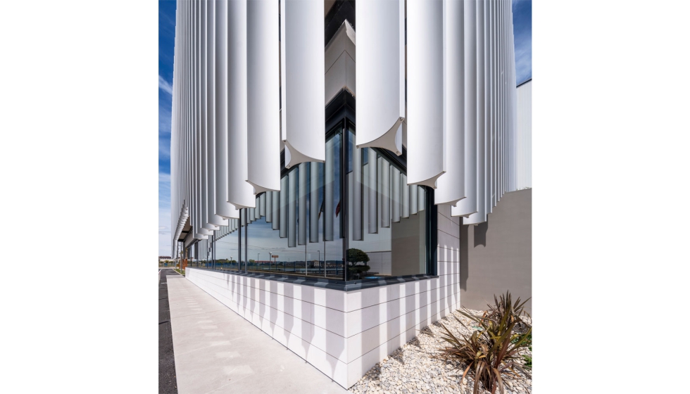 El aluminio es uno de los ingredientes esenciales en el Proyecto Extrusax de Noormal Studio. Foto: David Frutos