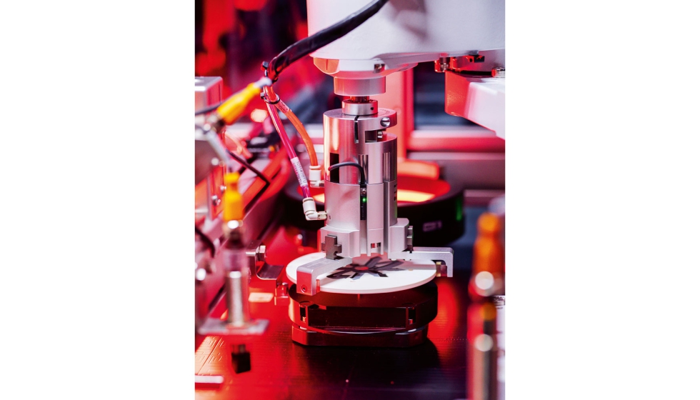 Foto de Los movers flotantes aumentan el rendimiento y reducen el espacio ocupado por las mquinas en salas blancas