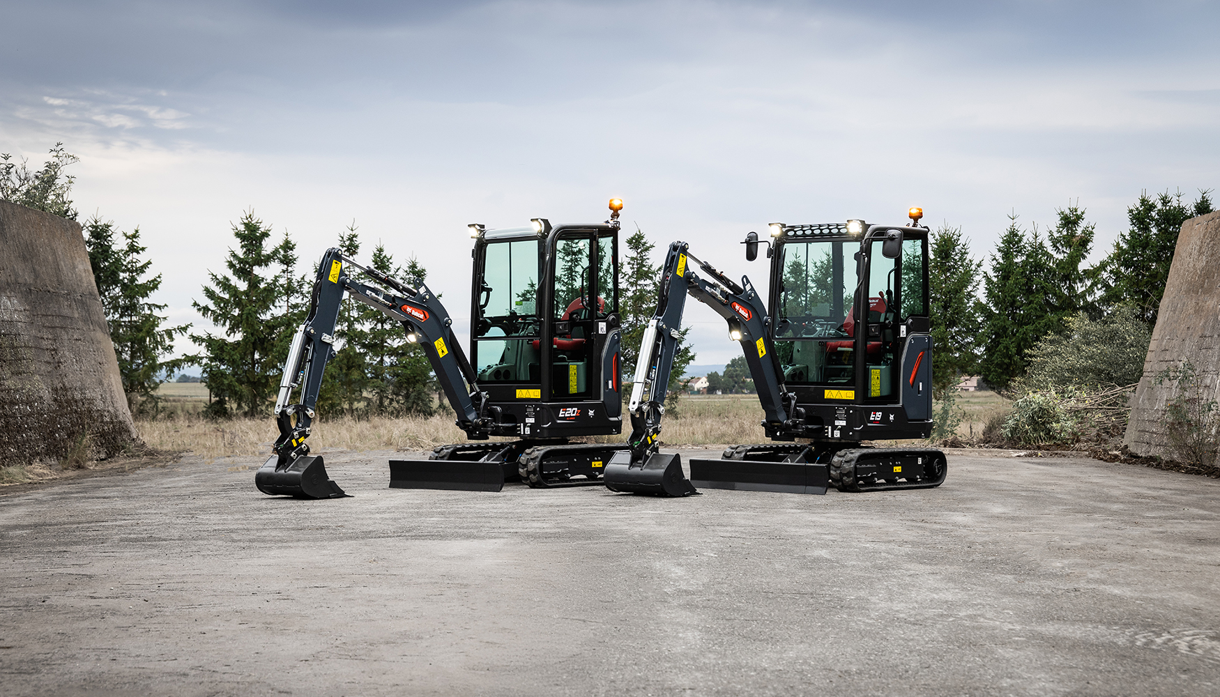 Edici�n limitada de lanzamiento de la nueva generaci�n de miniexcavadora Bobcat