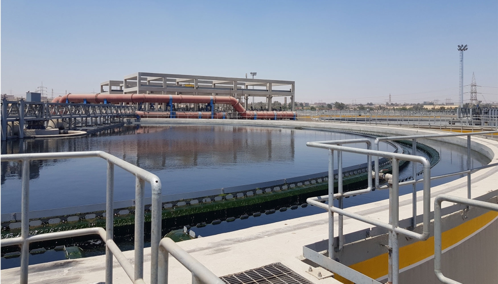 Decantacin para la depuracin de agua residual. Foto: Javier Alzaga Gimeno