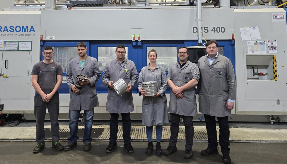 Imagen 8. El equipo de LTH Castings, de izq. a dcha...