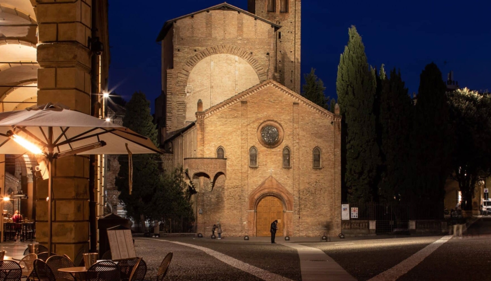 La nueva iluminaci�n en el centro hist�rico de Bolonia obtuvo el 3� puesto en los LUCI Cities & Lighting Awards 2024. Foto: Oscar Ferrari...