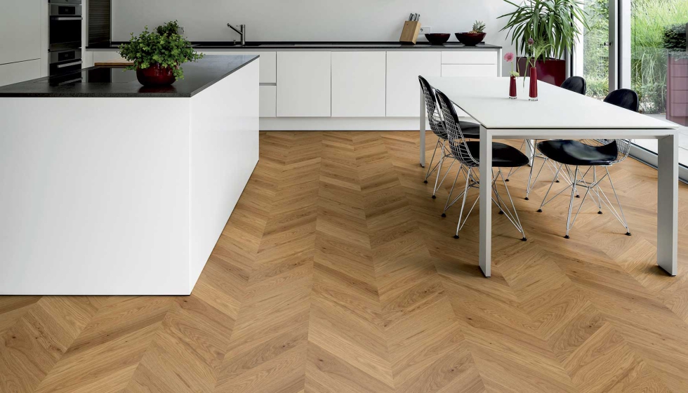 Hywood cuenta con proteccin contra el agua, los araazos, las marcas de presin y la suciedad