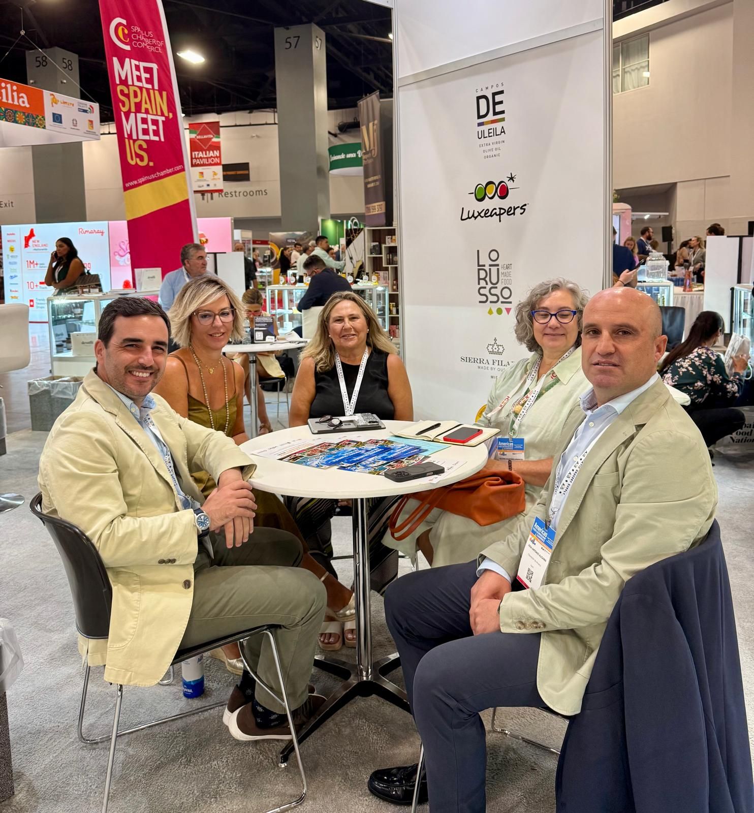 Momento de una de las reuniones mantenidas durante el certamen