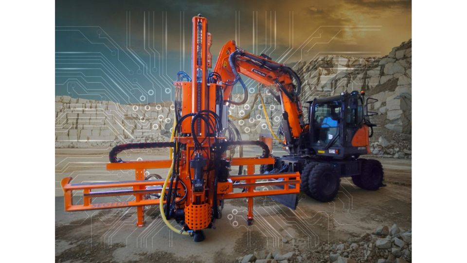 Novo equipamento de perfurao hidrulico com conexo remota da Segeda