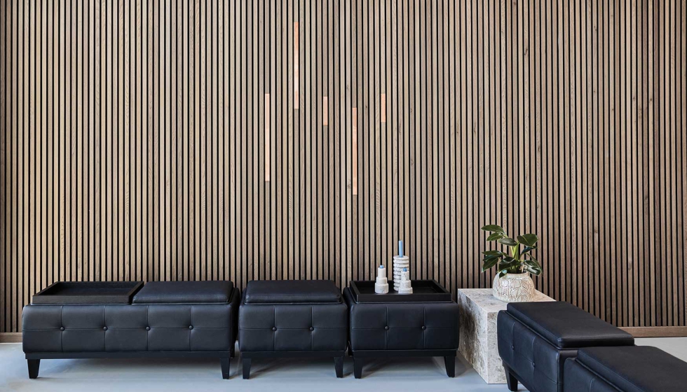 Los paneles acsticos mejoran la calidad de las reas de espera, promoviendo un entorno ms relajante y reduciendo la incomodidad del ruido de fondo...