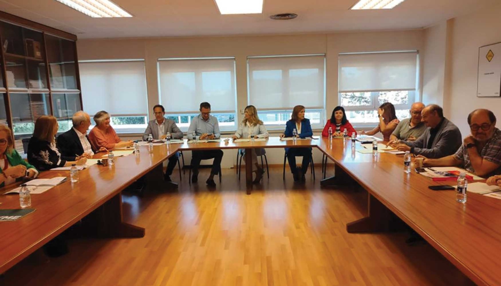 La vicepresidenta presidi� el Consejo de Seguridad y Salud Laboral