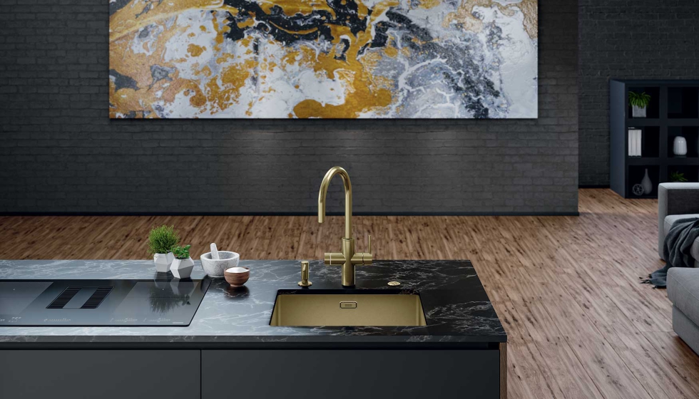 Mythos water hub de Franke en acabado oro