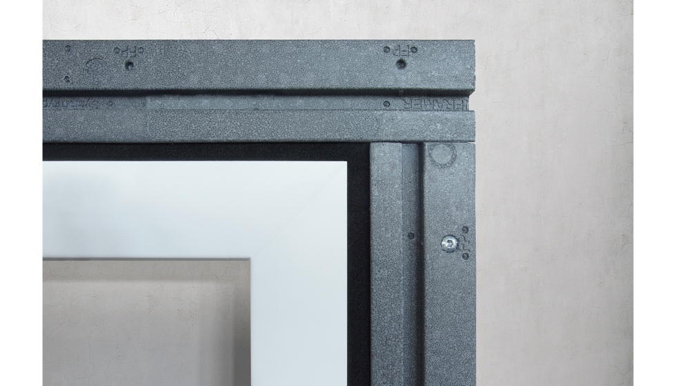 La multicapa de ISO-BLOCO HYBRATEC con FACTOR4 acta como barrera contra infiltraciones...