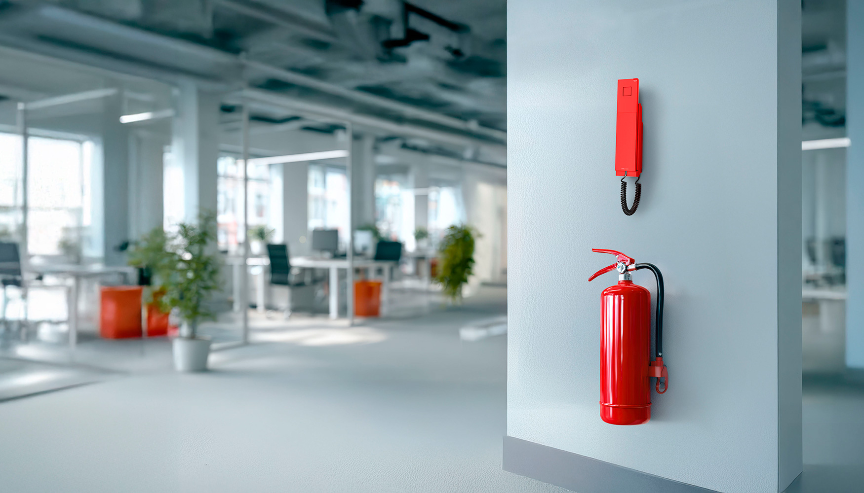 El nuevo E303 es un aut�ntico tel�fono de emergencias