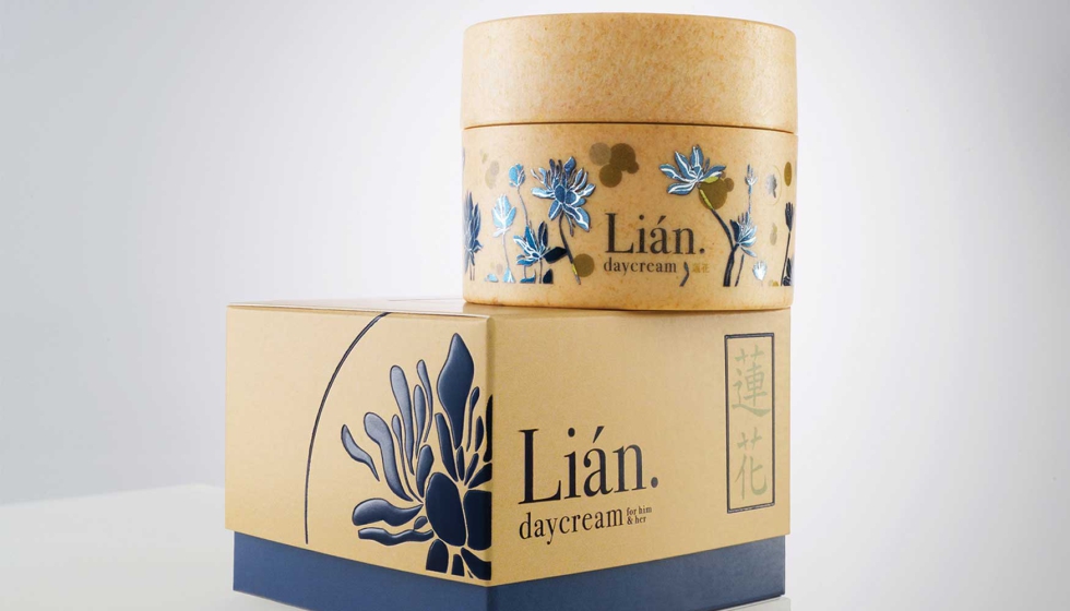 Envase cosmtico sostenible presentado por Leonhard Kurz en K 2025...