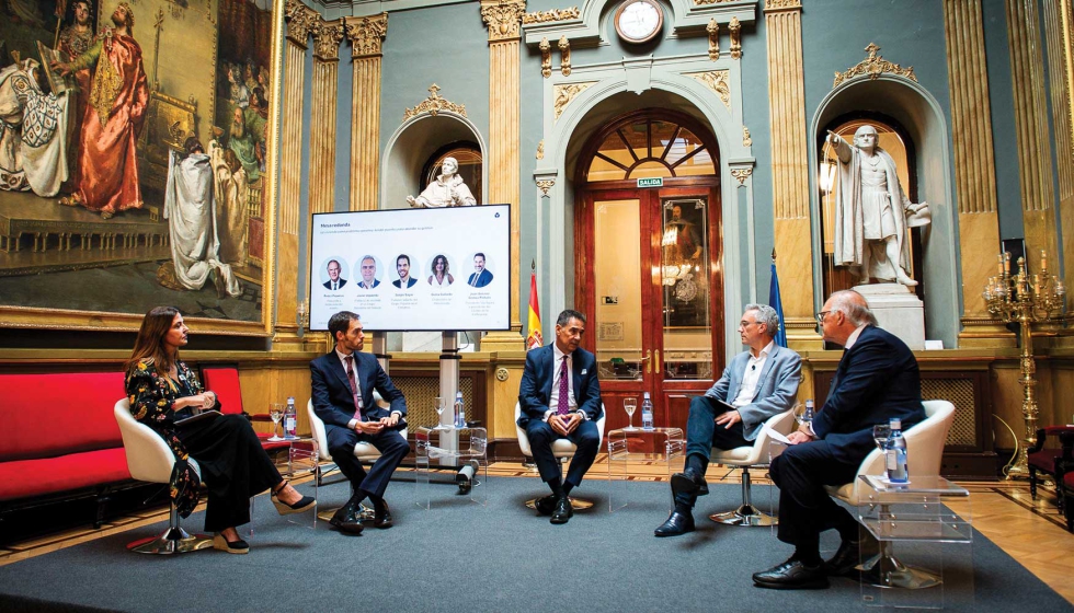 Imagen de una de las mesas redondas que se celebr en el marco de la jornada Vivienda, salud mental y soledad no deseada...