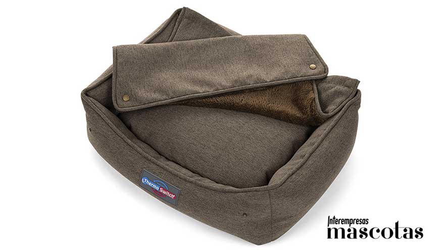 Modelo Mykonos, en marrn oscuro