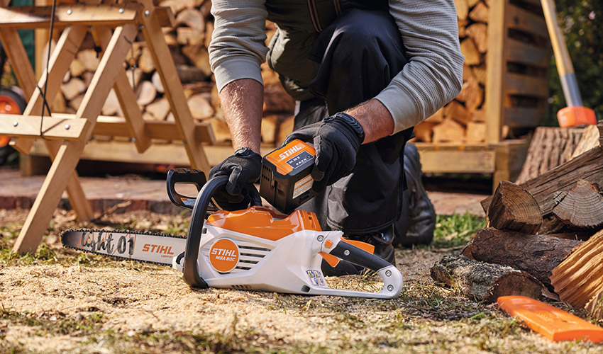 Motosierra de batera MSA 80