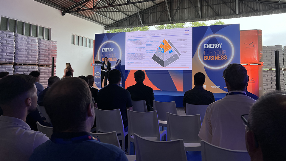 A Sabic apresentou aos presentes os seus novos desenvolvimentos em materiais sustent�veis