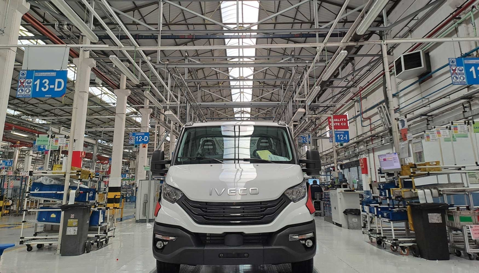 La planta de IVECO en Valladolid se consolida como referente europeo en digitalizaci�n y seguridad industrial