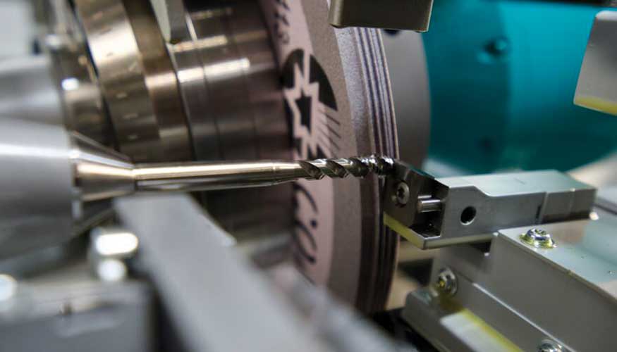 Rectificado de roscas en direcci�n de oscilaci�n horizontal