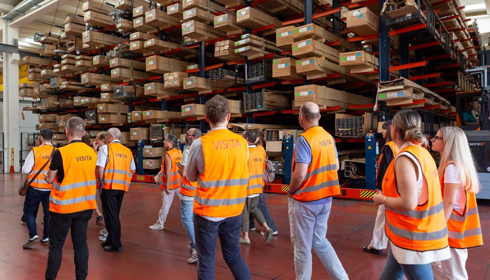 Los arquitectos que asistieron a la jornada pudieron recorrer las instalaciones de Saxun