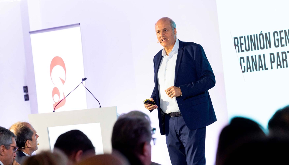 Fernando �lvarez-Cascos, Partner Channel director de Canon Espa�a, durante la presentaci�n