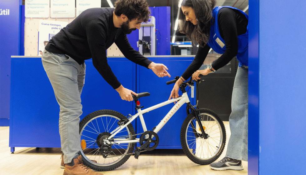 El servicio Click & Recoge en 1 hora facilita a las familias el acceso rpido a bicicletas infantiles revisadas y certificadas...