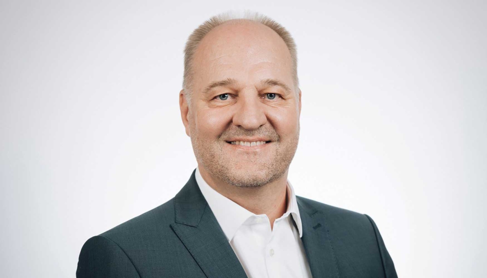 Tobias Abeln, director tcnico de Waldrich Coburg: La modernizacin ha sido una parte esencial de nuestras operaciones de servicio durante dcadas...