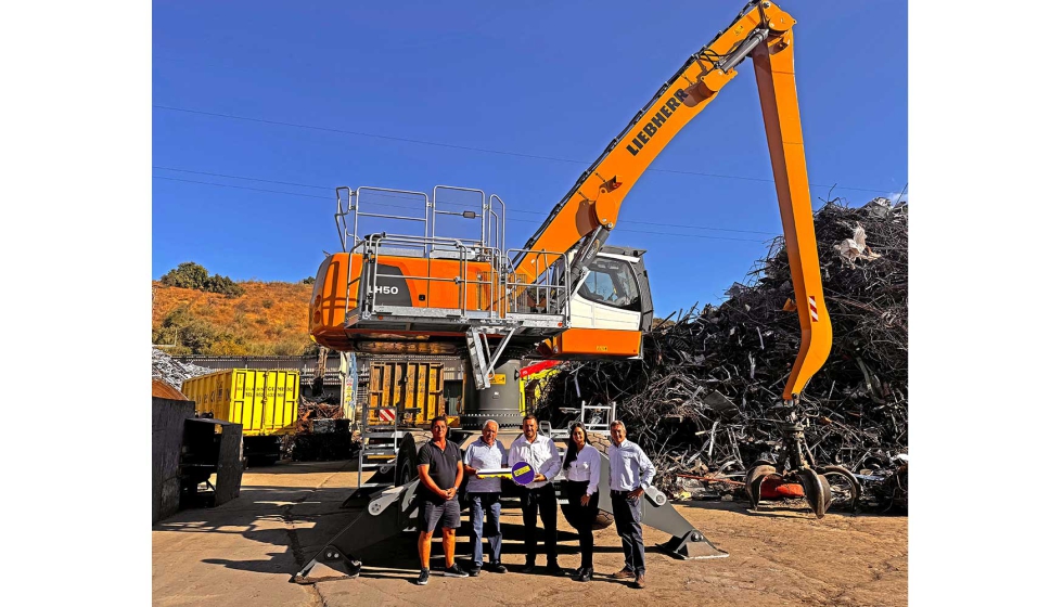 Reciclajes Olmedo marca un hito al adquirir la primera LH 50 M High Rise en Espaa con pontn