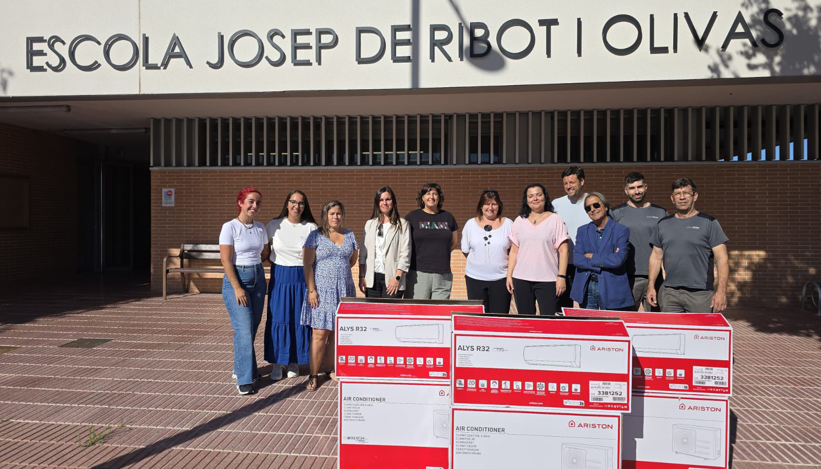 Los nuevos equipos de aire acondicionado donados por Ariston garantizar�n una temperatura saludable en las aulas