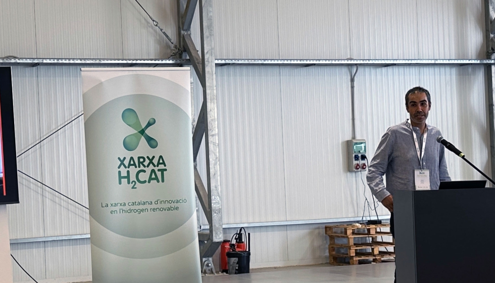 Marc Parera y Guillermo Escartn, en nombre de Applus, presentaron Helios, el proyecto para estudiar el almacenaje seguro de H2 para aviacin...